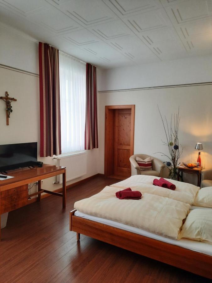 Gaestehaus Schweiklberg Vilshofen an der Donau Exteriör bild
