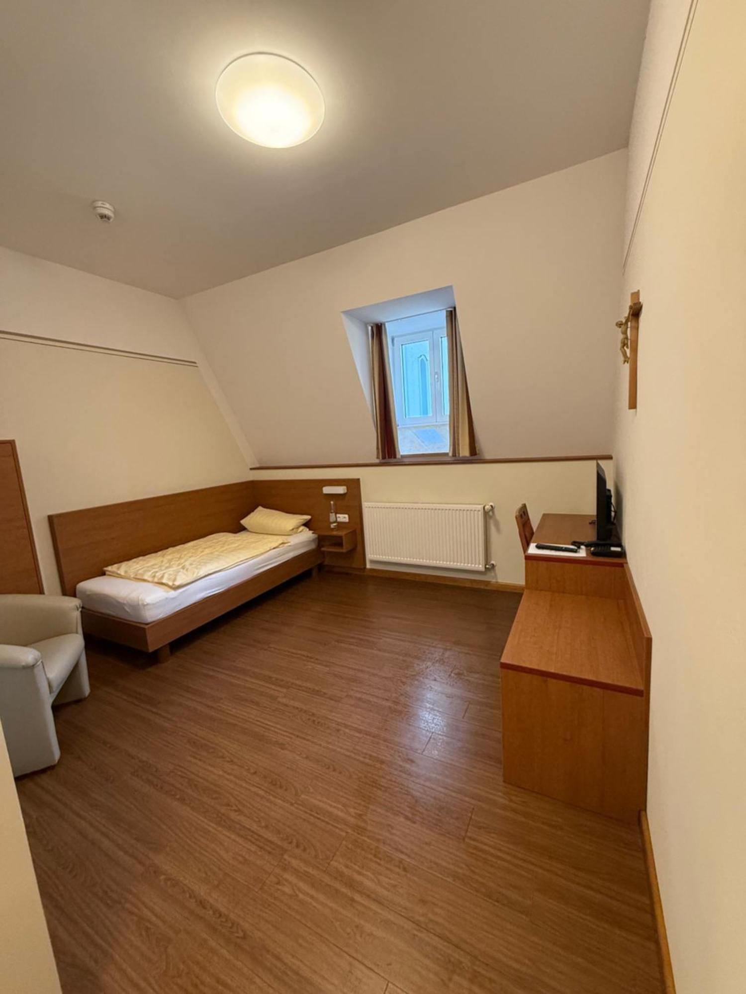 Gaestehaus Schweiklberg Vilshofen an der Donau Exteriör bild
